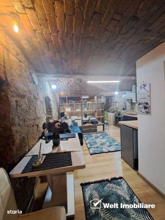 Apartament cu o camera, parcare inclusa + curte comuna - Imagine principală: 3/16