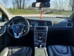 Volvo V60 T3 Momentum - 9