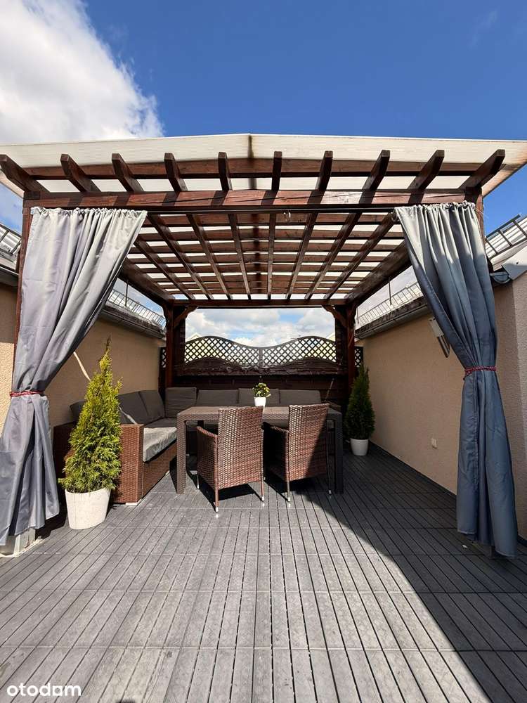 Przestronne 4-pokojowe mieszkanie z tarasem na dachu-17