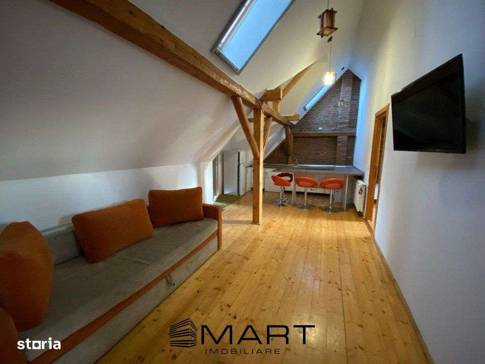 Casa cu 4 camere,curte si loc de relaxare si spatiu comercial Poplaca - Imagine principală: 5/19