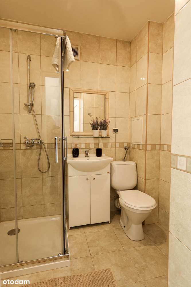 Świeżo wyremontowane mieszkanie z balkonem – 44,98 m²-6