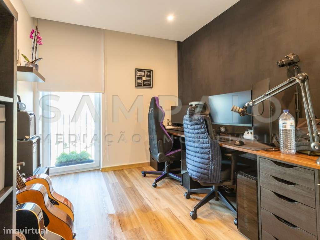 Apartamento T2 - Fânzeres - C/ Novo!-14