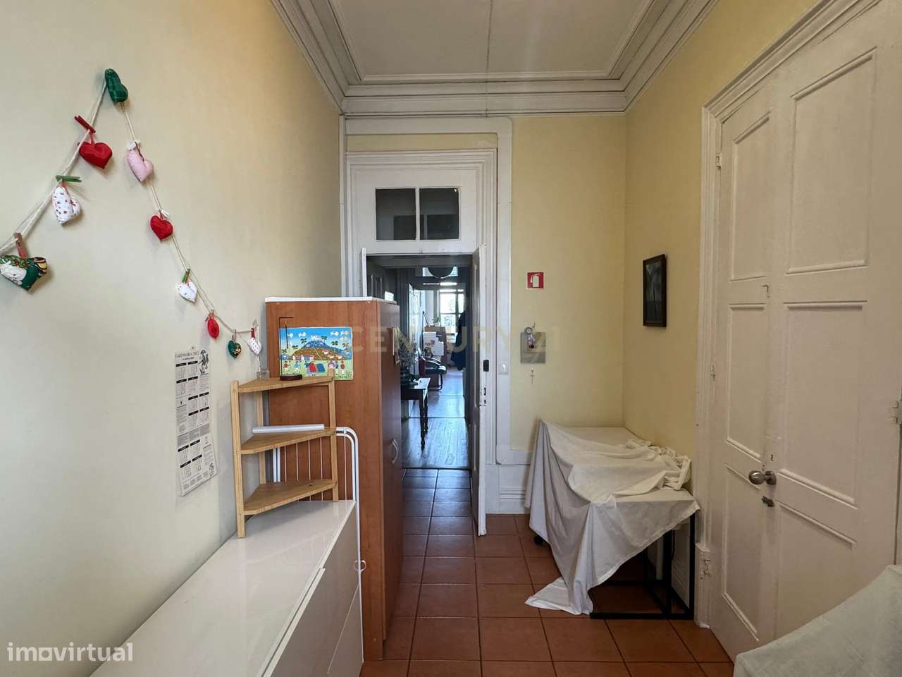 Prédio de Charme na Praça da República – Centro do Porto-24