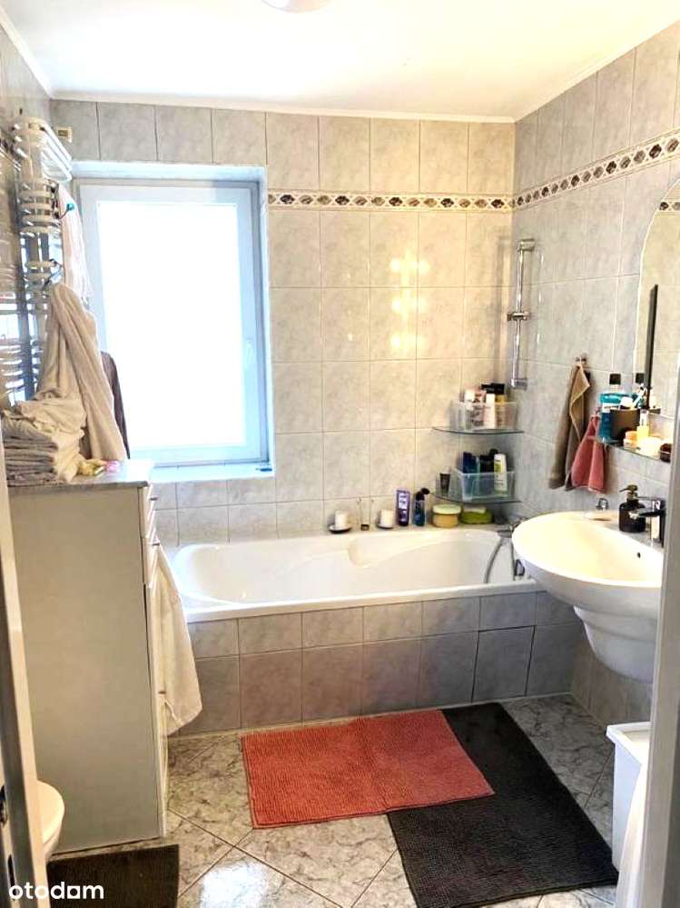 Stare Miasto, 2 pokoje, duży balkon, piwnica-8