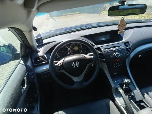 Honda Accord 2.0 Comfort - 13