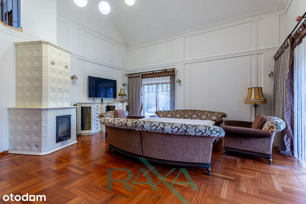 Luksusowa Rezydencja z Basenem i Ogrodem - Pełny obrazek: 4/20