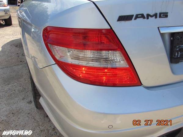 Stop Mercedes C Class w204 2007-2011 lampa spate tripla dezmembrez w204 350cdi 642 - 1