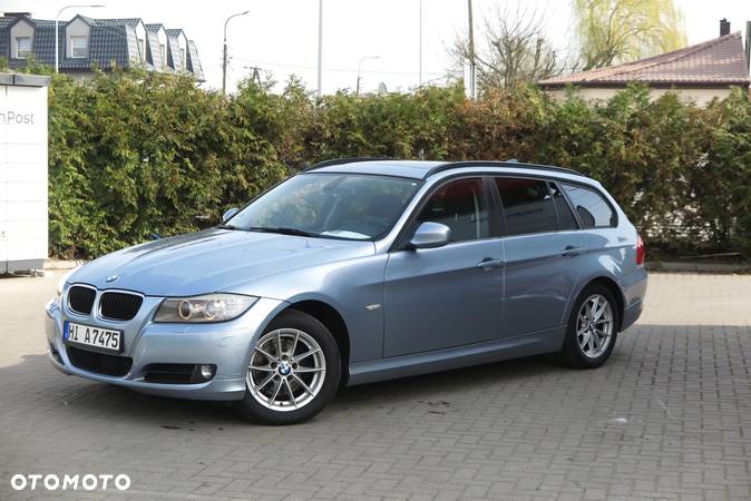 BMW Seria 3 320d DPF Touring - 3