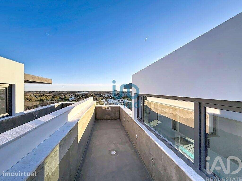Casa / Villa T5 em Tavira (Santa Maria e Santiago) de 126,00 m2 - Grande imagem: 2/15