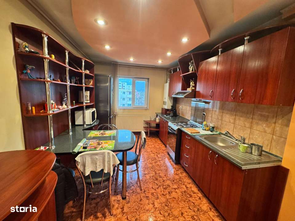 Apartament 3 camere, 65 mp, zona Centrala - Imagine principală: 4/17