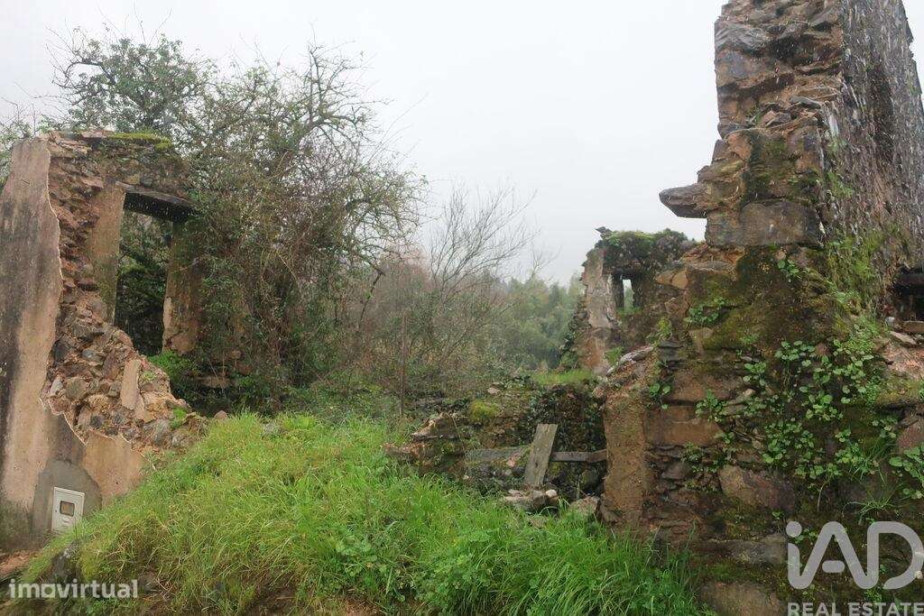 Casa de aldeia em Lousã e Vilarinho de 160,00 m2 - Grande imagem: 2/7