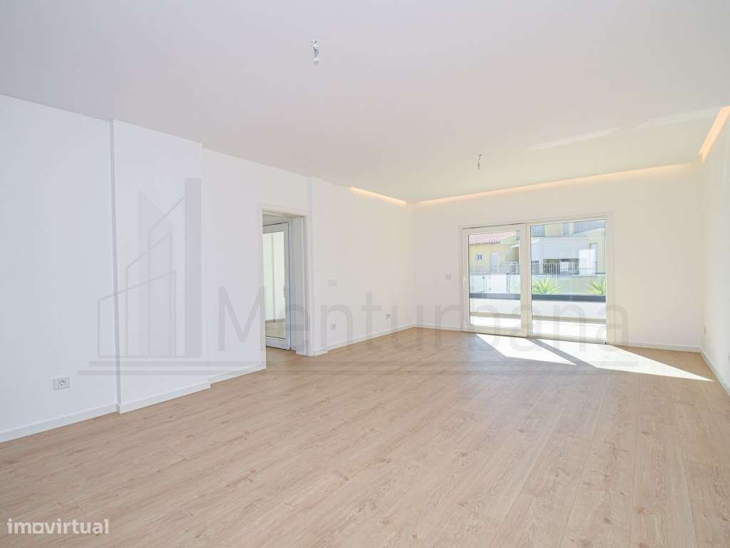 FABULOSA PENTHOUSE JUNTO À PRAIA DA PAREDE - CASCAIS-14