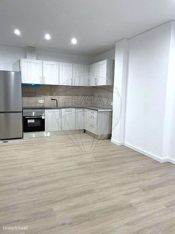 Apartamento T1 para arrendamento - Grande imagem: 4/13