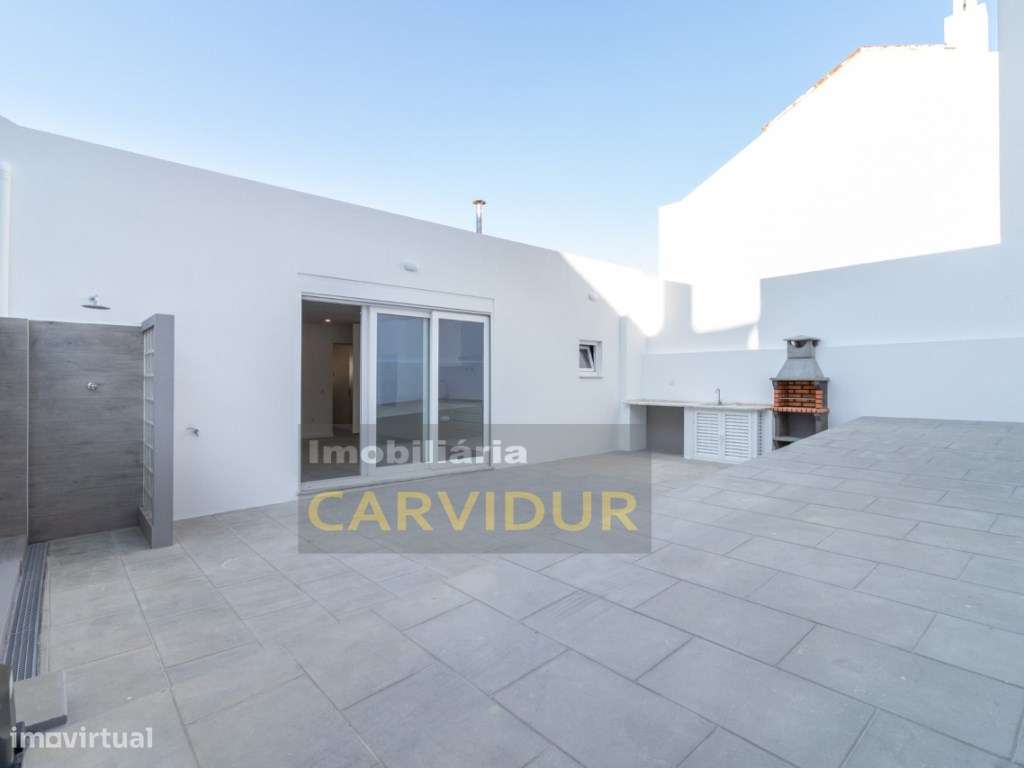 Apartamento T3 remodelação contemporânea com Quintal-6