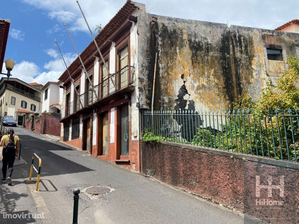 Prédio no centro do Funchal, São Pedro