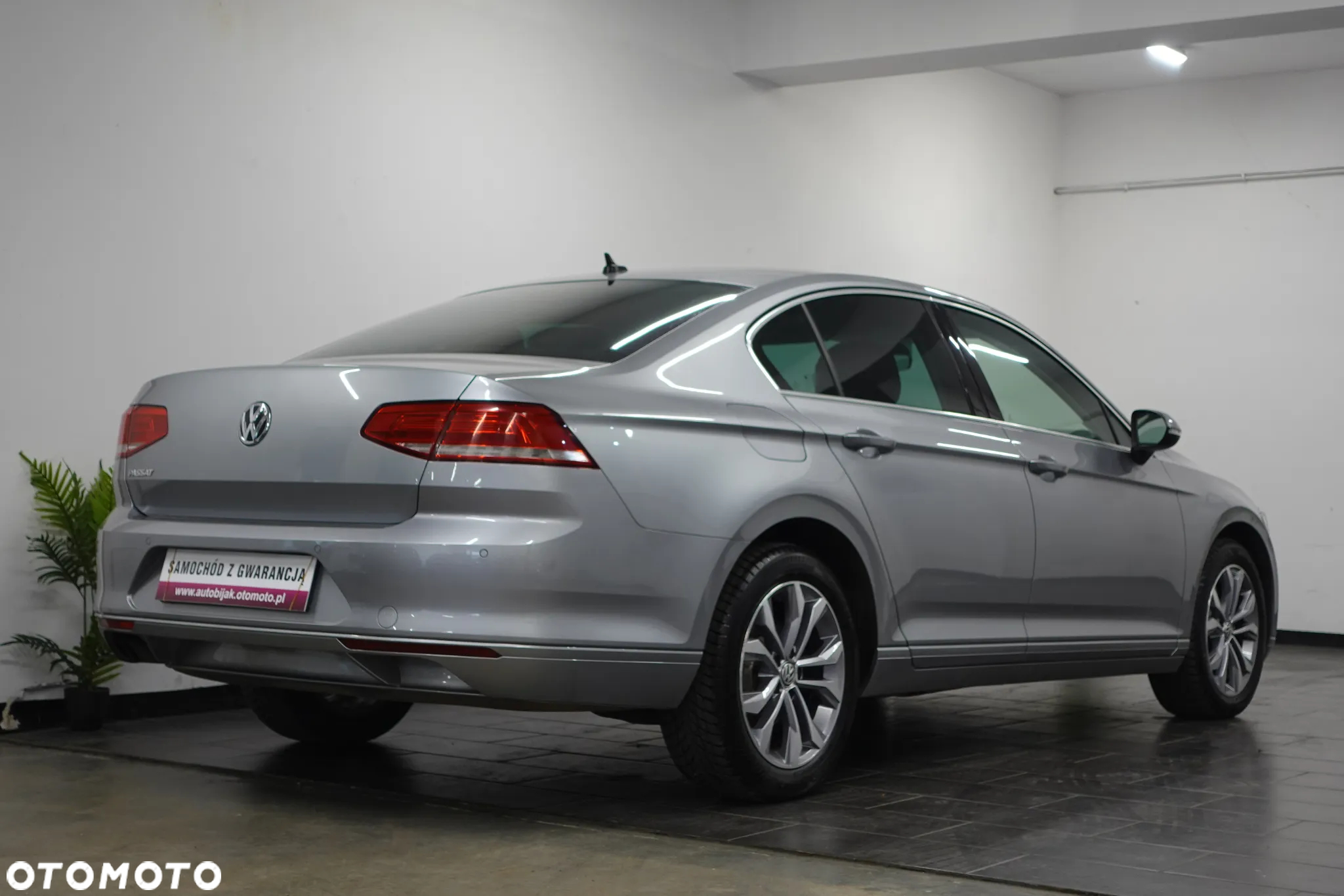 Volkswagen Passat 1.8 TSI BMT Comfortline - 8