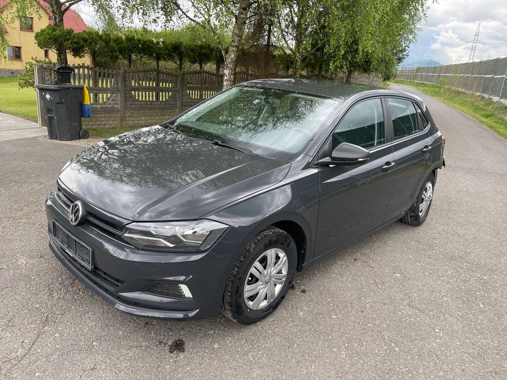 Volkswagen Polo VI (2017-) 1.0 Comfortline 2018