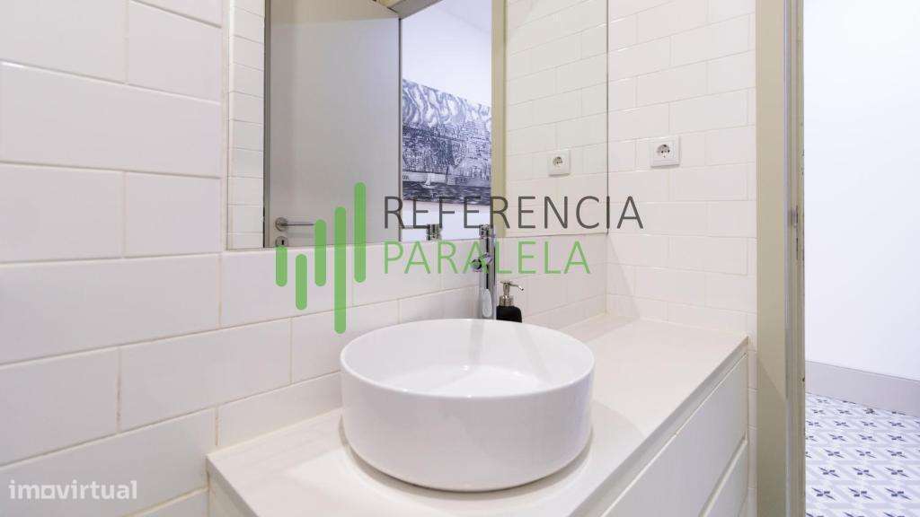 Duplex mezzanine no coraçao do Porto com terraço, perto do Sé - Grande imagem: 4/25