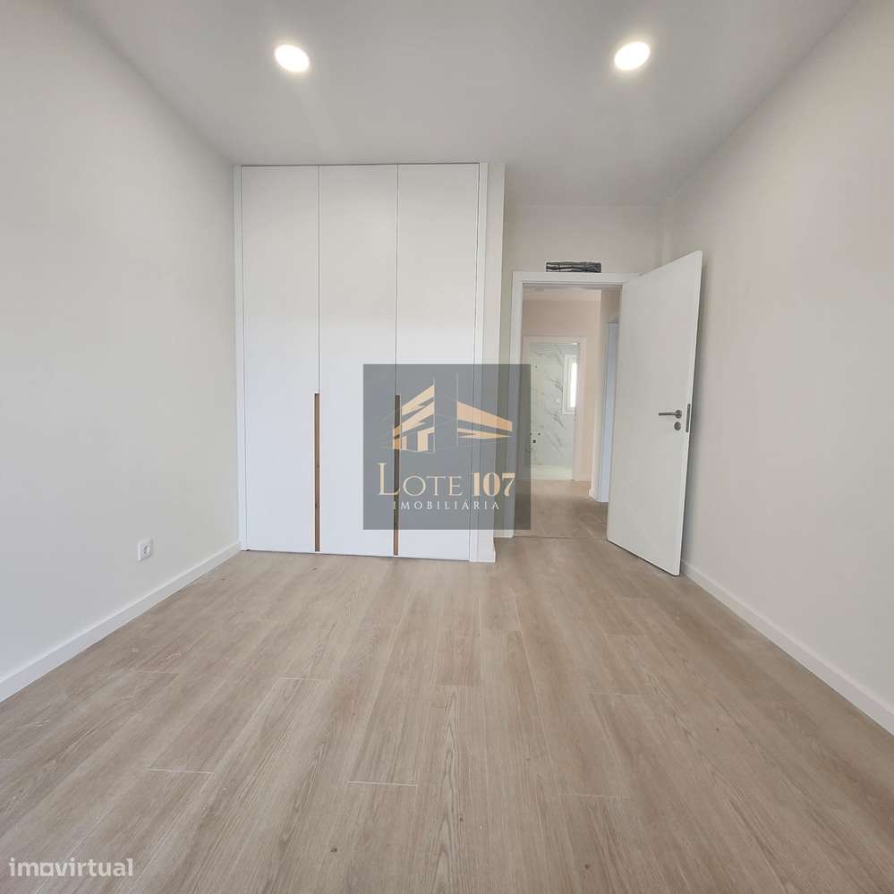 Moradia Térrea Isolada T4 em Bela Vista - Quinta do Anjo-16