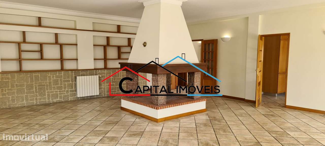 Moradia isolada T3+2 com piscina, em Caixas Sesimbra-15