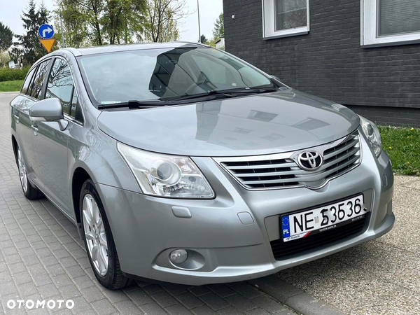 Toyota Avensis 1.8 Sol - 4