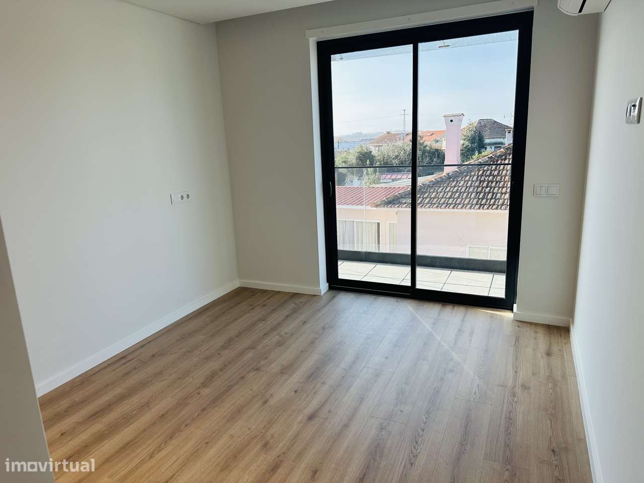 T2 luminoso com 2 estacionamentos (última fração disponível)-17