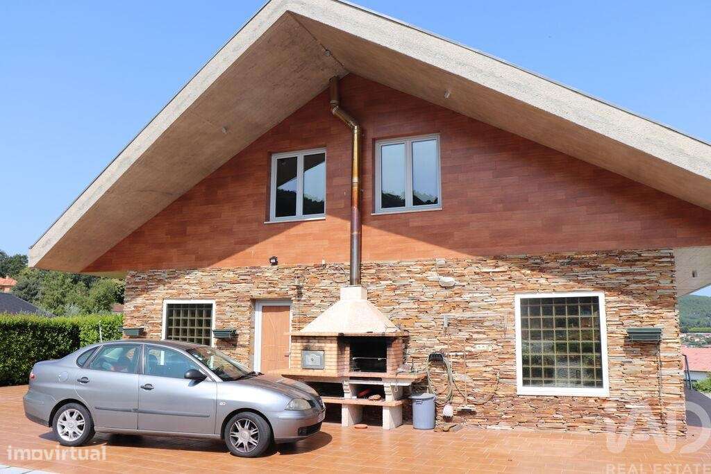 Casa T5 em Bornes de Aguiar de 583,00 m2 - Grande imagem: 3/30