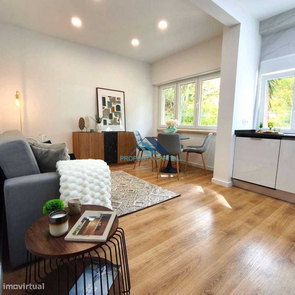 Apartamento T2 Totalmente Remodelado