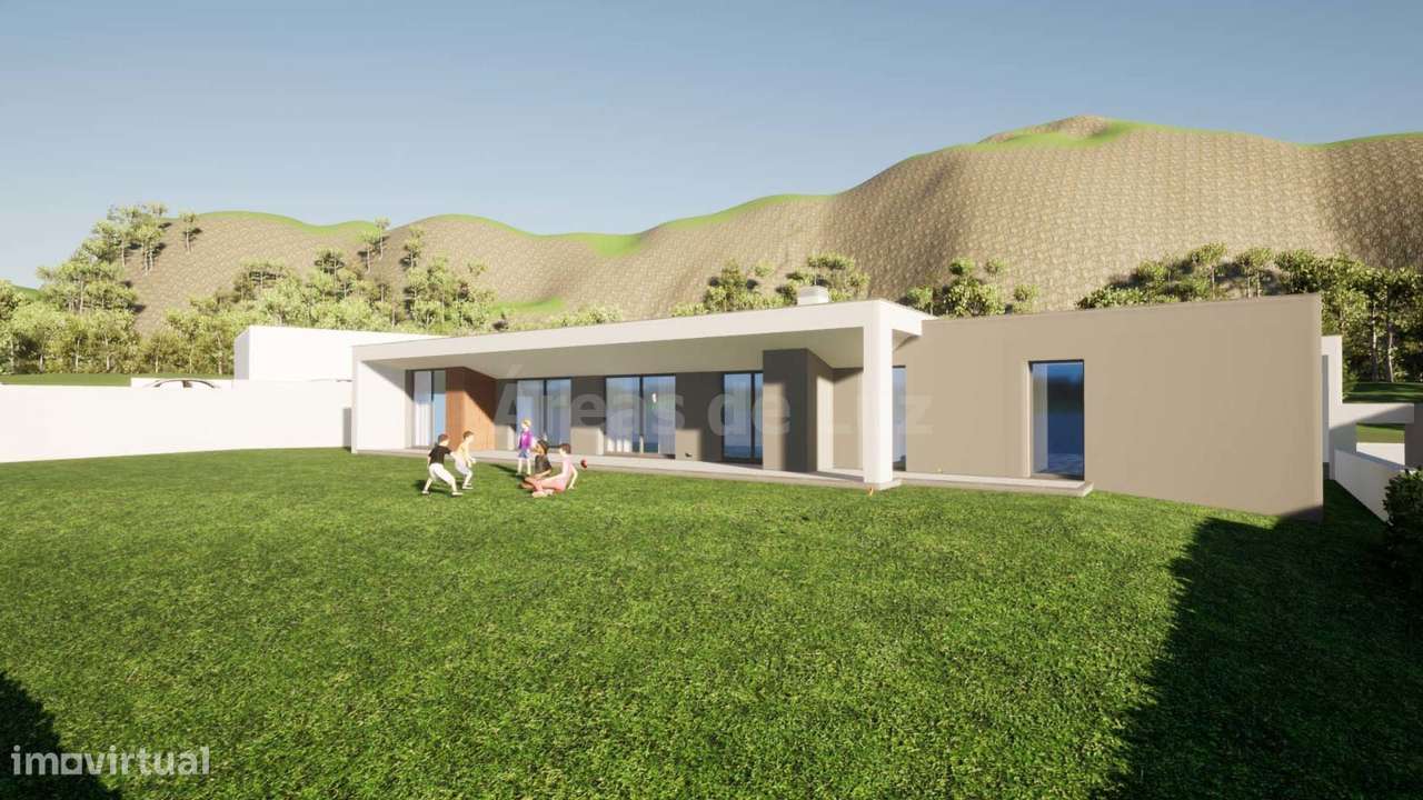 Moradia Unifamiliar Térrea - Lote com cerca de 1294 m2-2