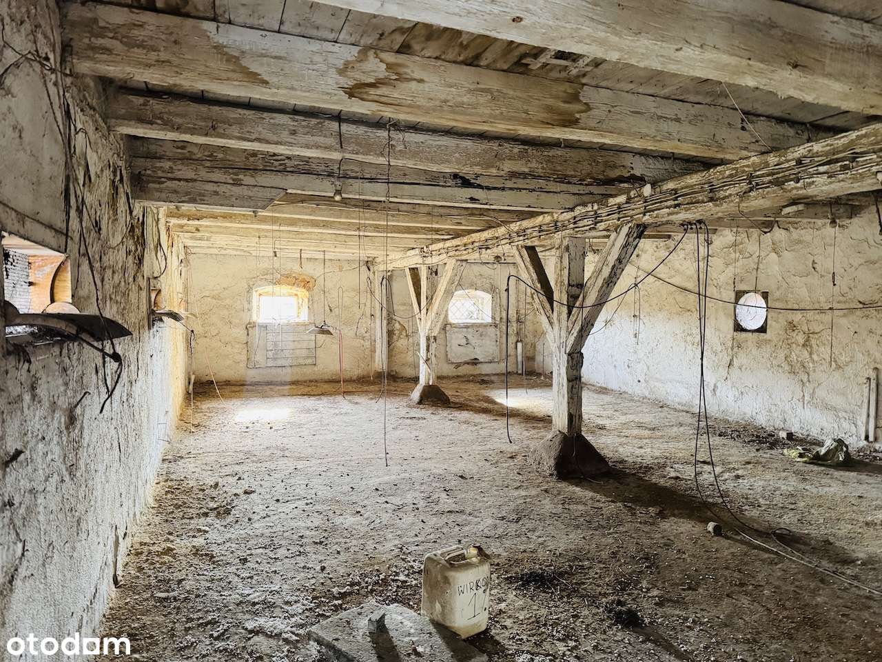 Kompleks hal/stodół wraz z zabytkowym dworem i spichlerzem - Pełny obrazek: 5/20