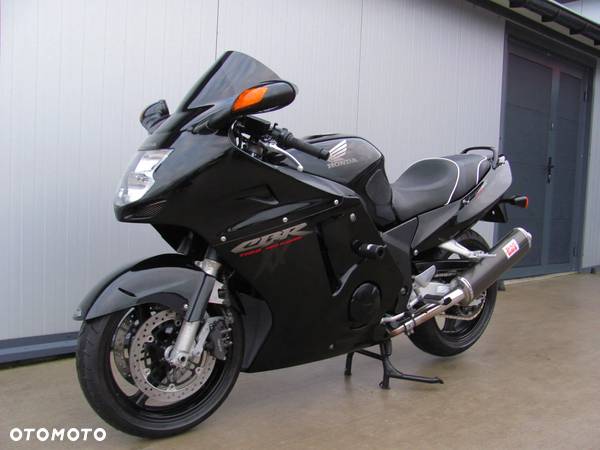 Honda CBR - 18