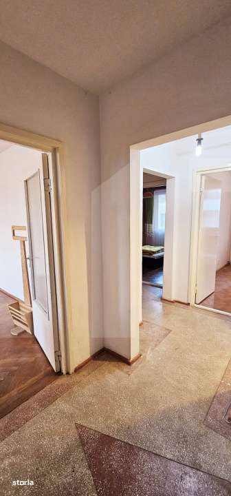 Apartament 3 camere, 2 bai, 2 balcoane, decomandat, centru - Sf.Gheorg - Imagine principală: 5/11