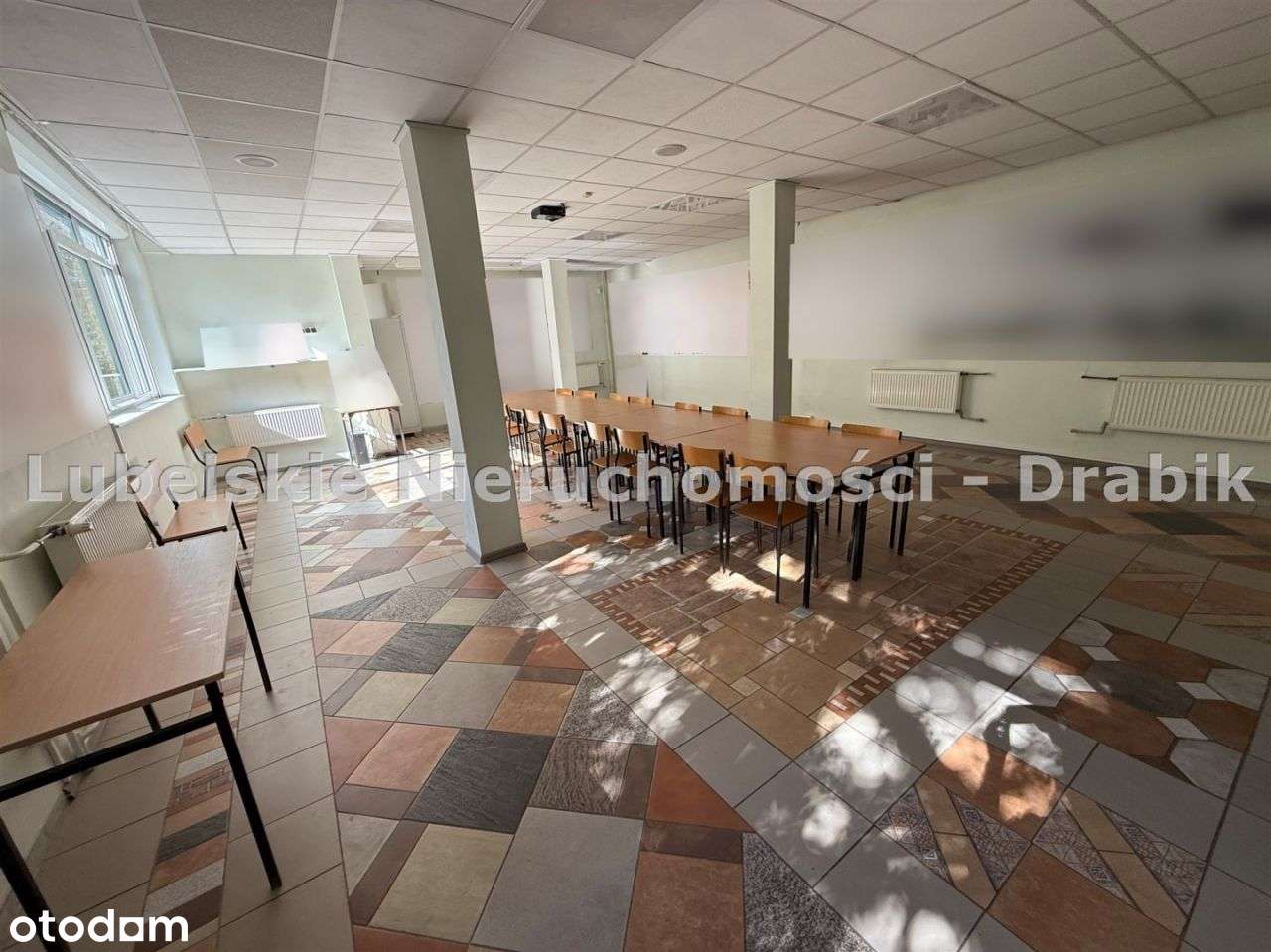 Budynek handl-usług-mieszkalny Lublin,Czechów-1