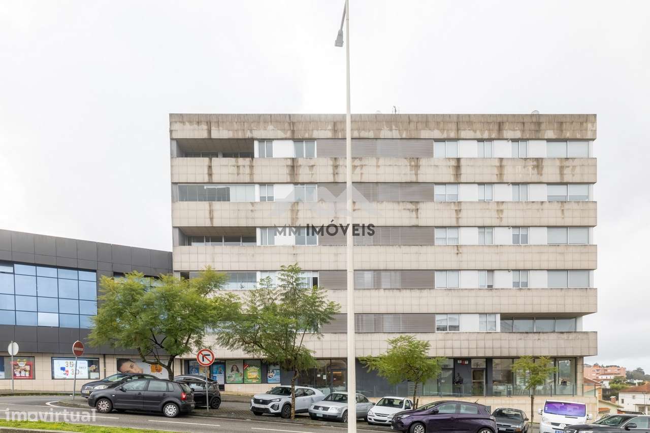 T5 Penthouse | Gondomar | Terraço | Varanda | Garagem Box 4 Carros - Grande imagem: 5/42