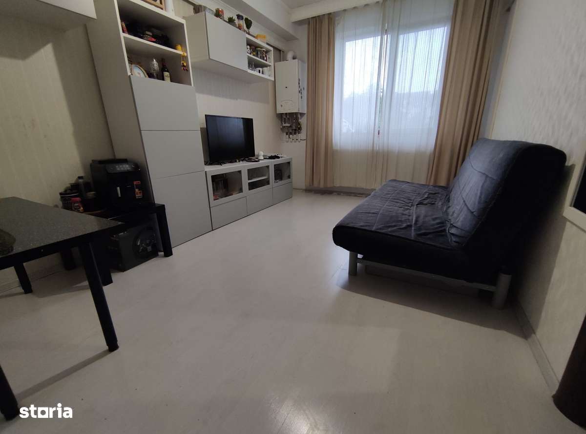 DE INCHIRIAT/ DE VAZNARE : 2 camere Ghencea