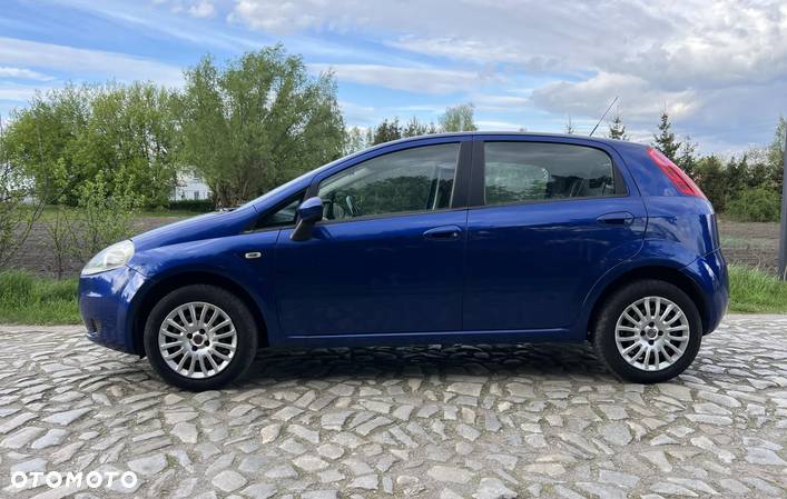 Fiat Grande Punto - 2