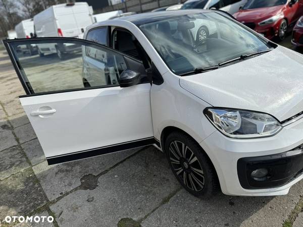 Volkswagen up! - 26