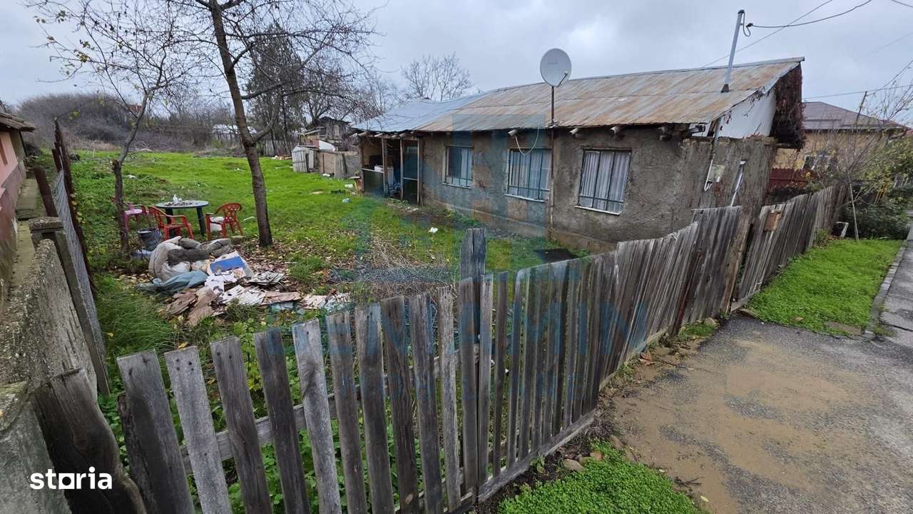 Teren Carcea 923mp Intre case zona buna toate utilitatile 923mp - Imagine principală: 3/5