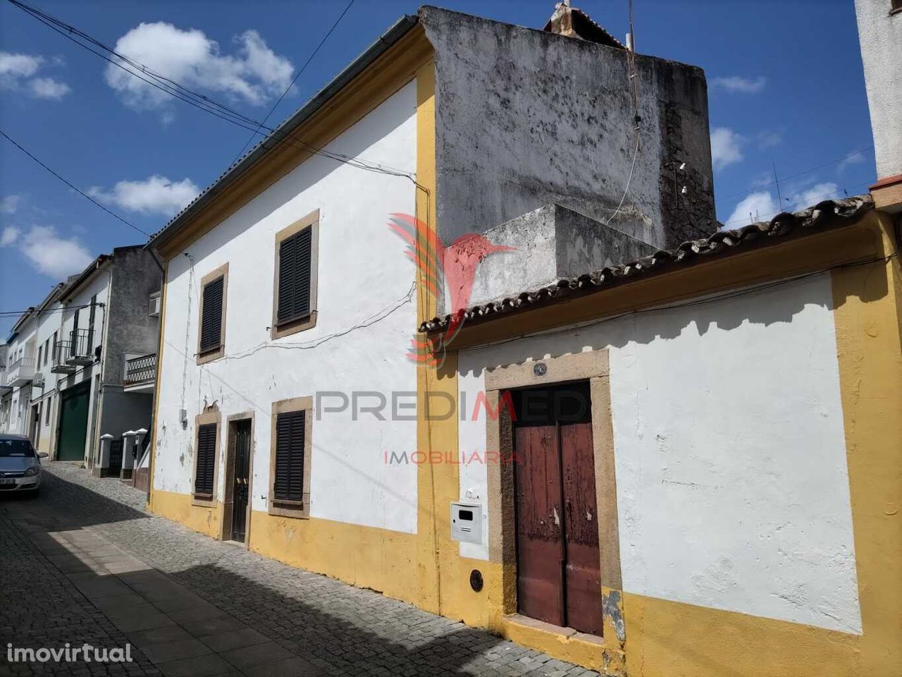 Casa na vila de Nisa