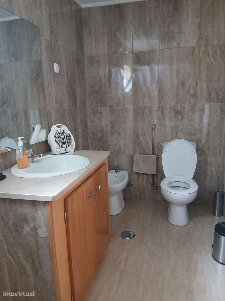 Moradia T3 espaçosa - Grande imagem: 5/17