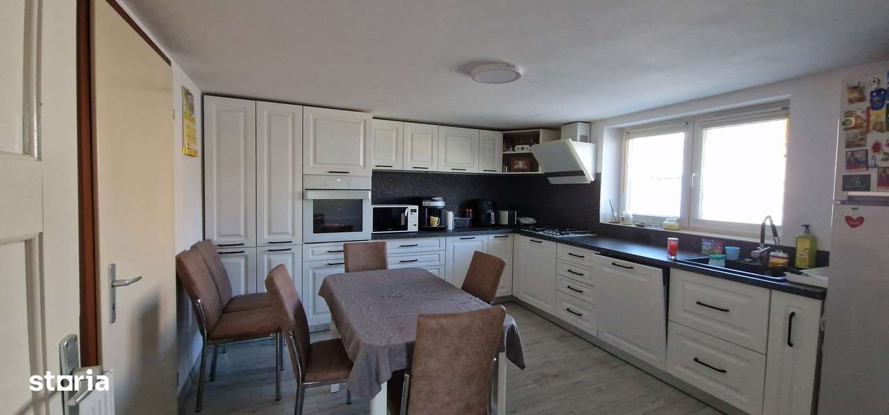 Casa individuala cu 7 incaperi, Sura Mica, 500 mp teren - Comision 0%-5