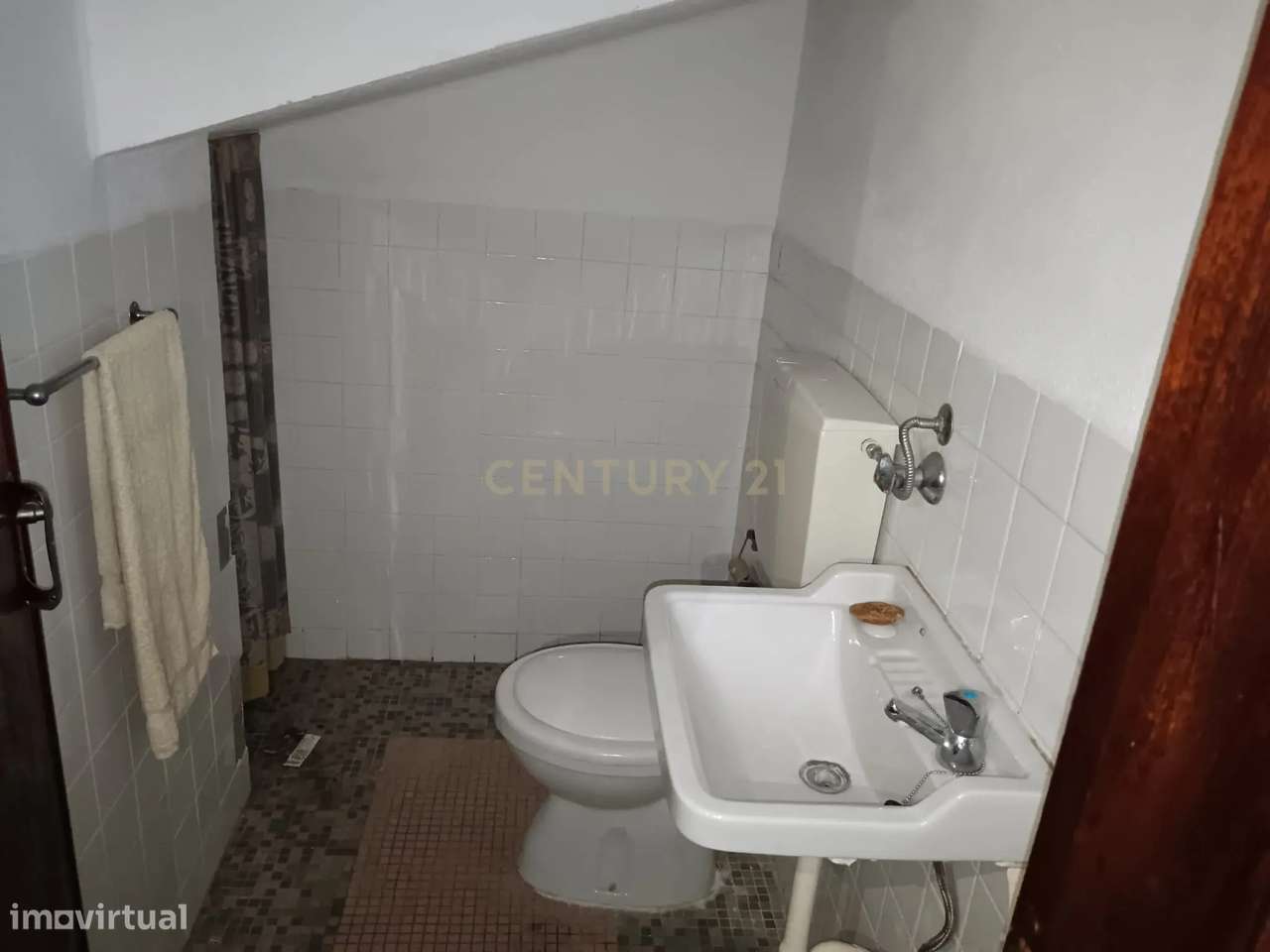 Espaçosa Moradia em Escalos de Cima, Castelo Branco-8