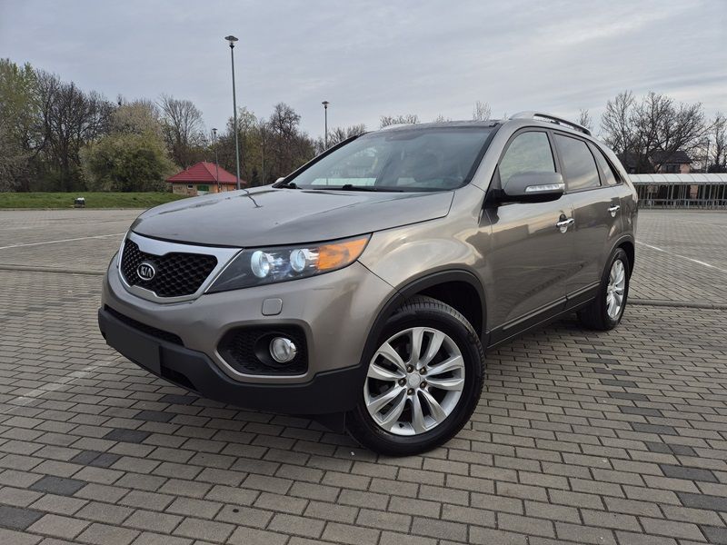 Kia Sorento II 2.0 CRDI L 2WD 7os 2011