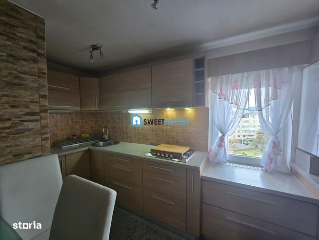 Apartament cu trei camere zona centrala Fagaras-0
