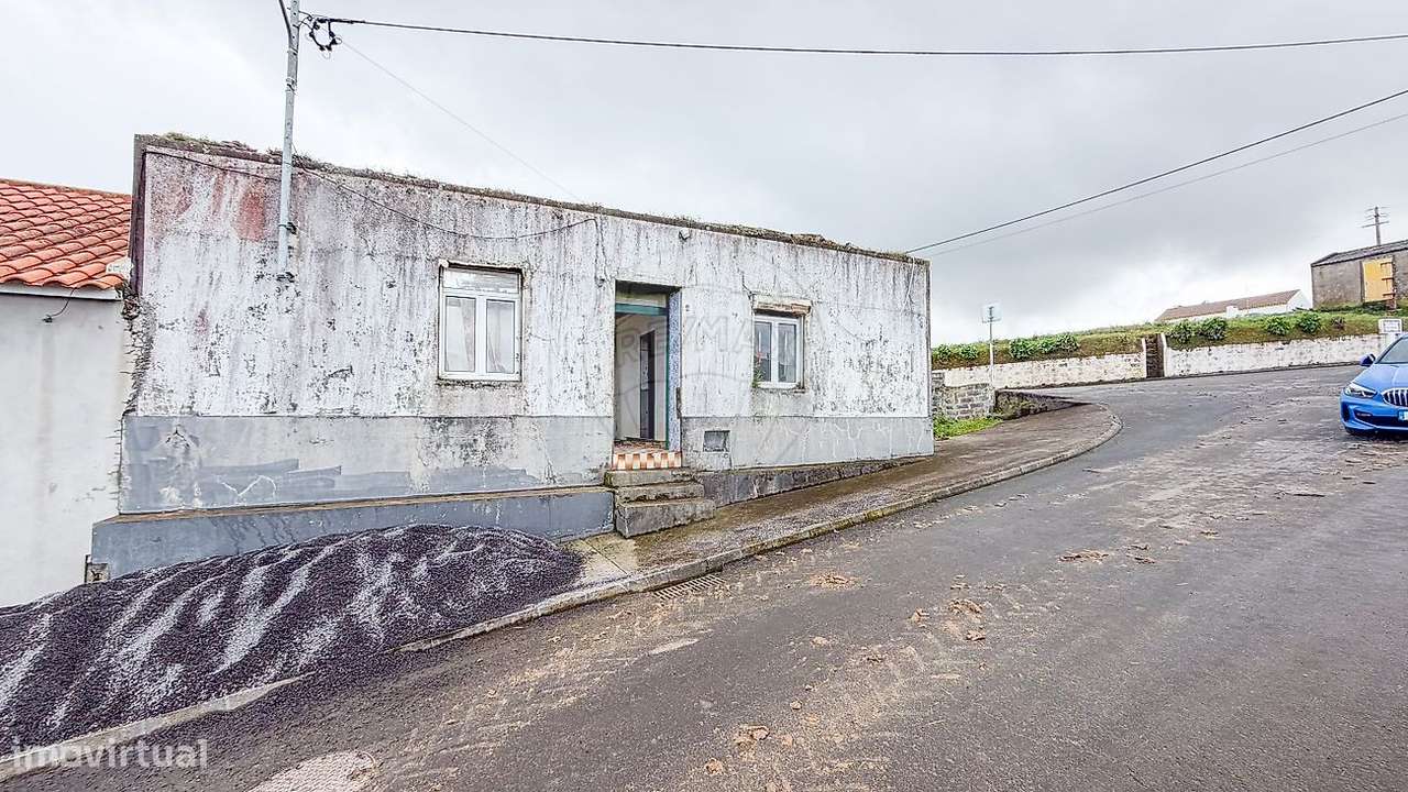 Moradia T2 para venda - Grande imagem: 2/9