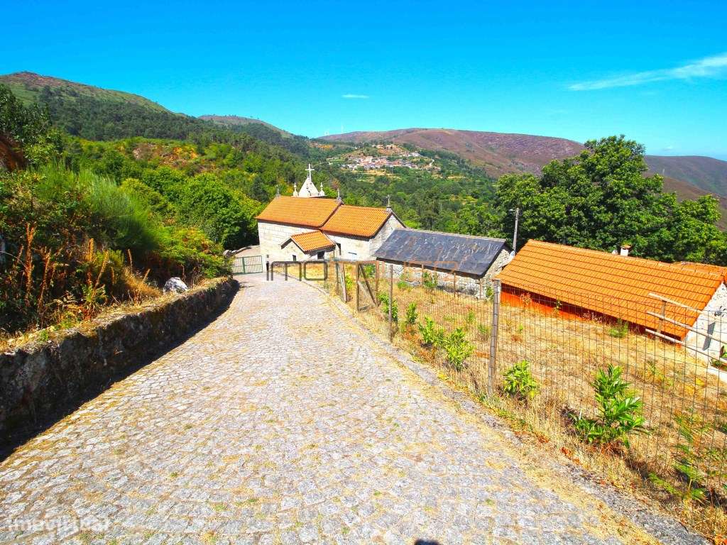 Casa T2 Restaurada na Serra da Freita-39