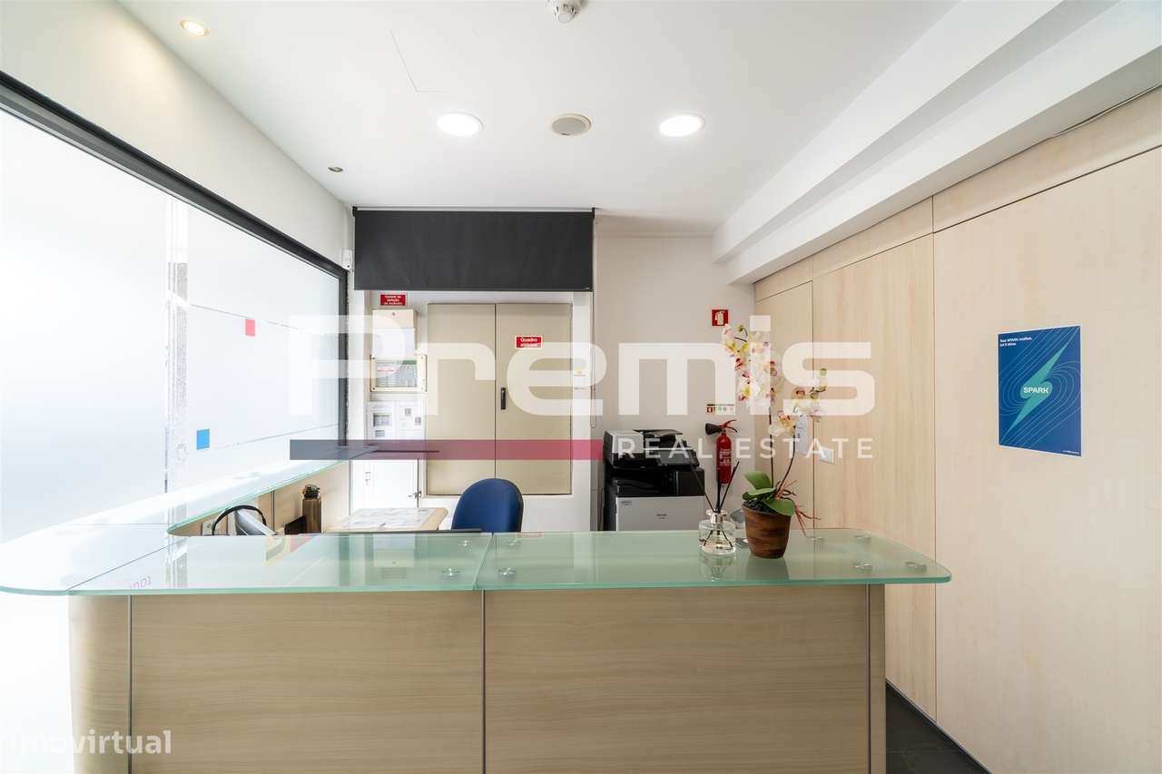 Escritório  Venda em Faro (Sé e São Pedro),Faro - Grande imagem: 3/60