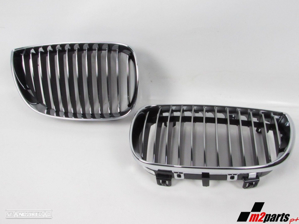 Grelhas Novo/ Original BMW 1 (E81)/BMW 1 (E87) 51137128613 - 3