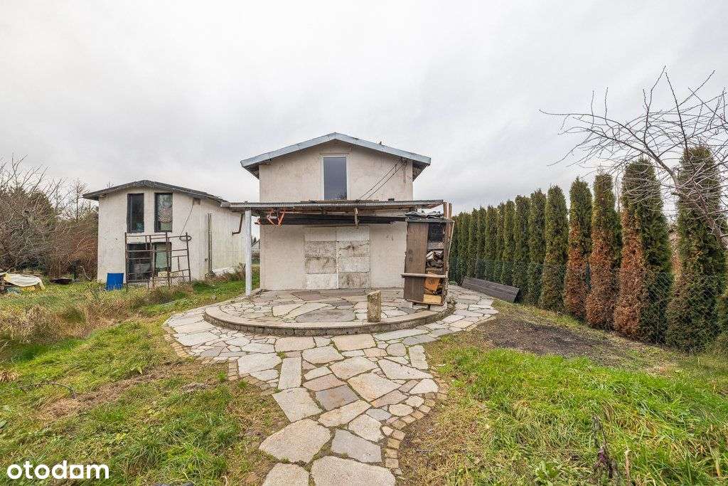 Dom Całoroczny | Działka Rod | Blisko Centrum-11