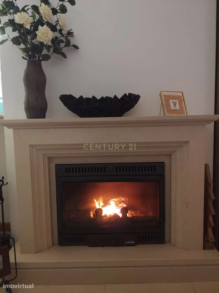 T3 em Queijas - Zona Tranquila, segura e familiar, numa localização pr - Grande imagem: 4/14